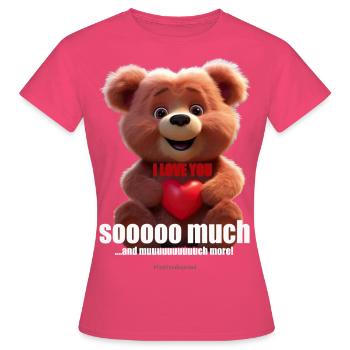 TEDDY IN LOVE WITH HEART - Frauen T-Shirt - Azalea - Vorne - AI Model Female 172 dark (172cm)