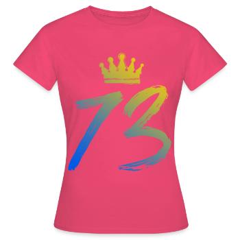 73 Figure de la couronne - T-shirt Femme - rose azalée - Devant - AI Model Female 172 dark (172cm)