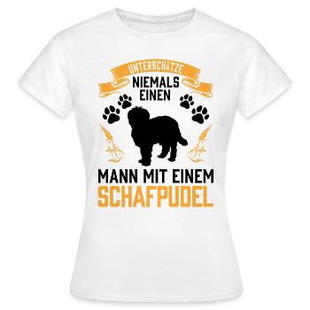 Mann mit Schafpudel altdeutscher Hütepudel - Frauen T-Shirt - Weiß - Vorne - AI Model Female 172 dark (172cm)