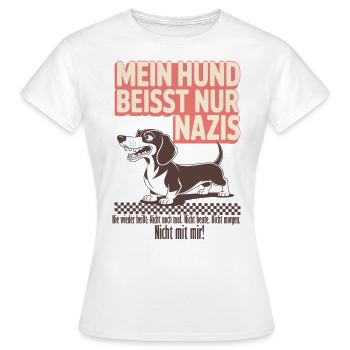 Mein Dackel beisst nur Nazis - Frauen T-Shirt - Weiß - Vorne - AI Model Female 172 dark (172cm)