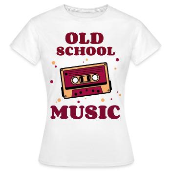 Musik der alten Schule - Retro-Audiokassette - Frauen T-Shirt - Weiß - Vorne - AI Model Female 172 dark (172cm)