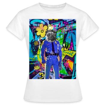 Street Art Hund Polizei - Frauen T-Shirt - Weiß - Vorne - AI Model Female 172 dark (172cm)