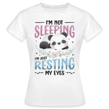 Je ne dors pas, je repose juste mes yeux. - T-shirt Femme - blanc - Devant - AI Model Female 172 dark (172cm)