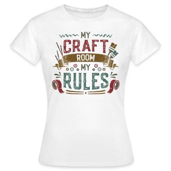 Mein Bastelzimmer Meine Regeln Crafty Mom - Frauen T-Shirt - Weiß - Vorne - AI Model Female 172 dark (172cm)