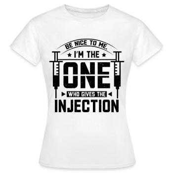 L’infirmière administre l’injection - T-shirt Femme - blanc - Devant - AI Model Female 172 dark (172cm)