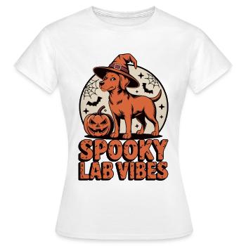 Spooky Foxred Labrador Halloween - Women's T-Shirt - white - Front - AI Model Female 172 dark (172cm)