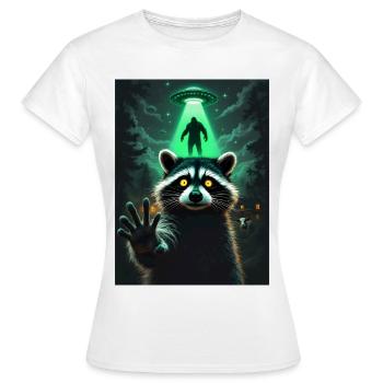 UFO Lichtstrahl und Wald Waschbär - Frauen T-Shirt - Weiß - Vorne - AI Model Female 172 dark (172cm)
