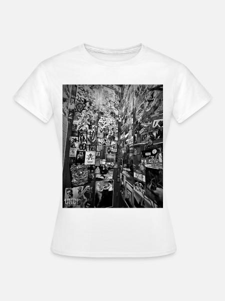 Wall of Stickers - Frauen T-Shirt - Weiß