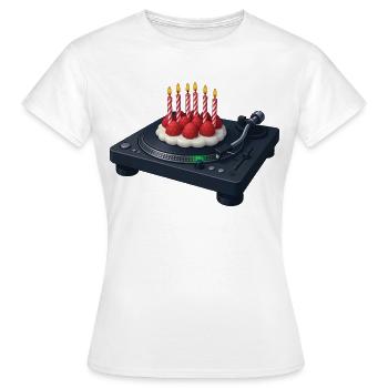 DJ BIRTHDAY - sound & vision - T-shirt Femme - blanc - Devant - AI Model Female 172 dark (172cm)