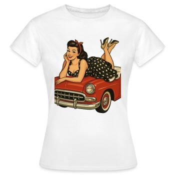 Rockabilly pin-up on vintage car in retro style - Women's T-Shirt - white - Front - AI Model Female 172 dark (172cm)
