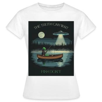 Space Fisherman : La vérité t’attend - T-shirt Femme - blanc - Devant - AI Model Female 172 dark (172cm)