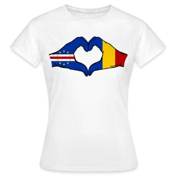 Drapeau du Cap-Vert Roumanie Mains en forme de cœur - T-shirt Femme - blanc - Devant - AI Model Female 172 dark (172cm)