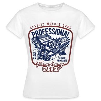 muscle car - Frauen T-Shirt - Weiß - Vorne - AI Model Female 172 dark (172cm)