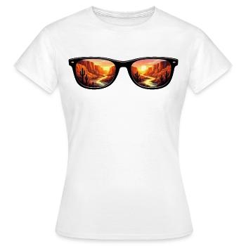 Lunettes de soleil Couchant du Désert - T-shirt Femme - blanc - Devant - AI Model Female 172 dark (172cm)