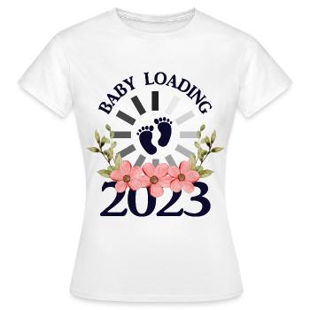 Baby is charging Baby is coming in 2023, expectant mother - Women's T-Shirt - white - Front - AI Model Female 172 dark (172cm)