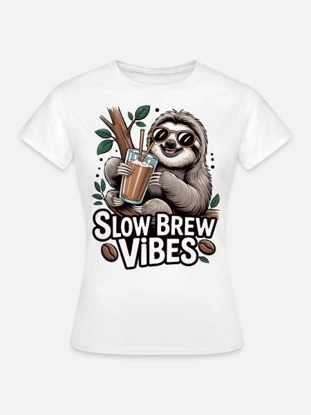 Kaffee Vibes mit Faultier - Frauen T-Shirt - Weiß