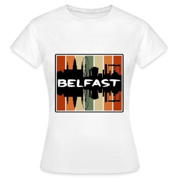 Belfast Nordirland Skyline Silhouette Reisen - Frauen T-Shirt - Weiß - Vorne - AI Model Female 172 dark (172cm)