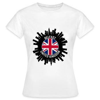Belfast Skyline UK Flag Souvenir de voyage - T-shirt Femme - blanc - Devant - AI Model Female 172 dark (172cm)