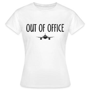 Out Of Office Flugzeug Urlaub Sprüche Spruch - Frauen T-Shirt - Weiß - Vorne - AI Model Female 172 dark (172cm)