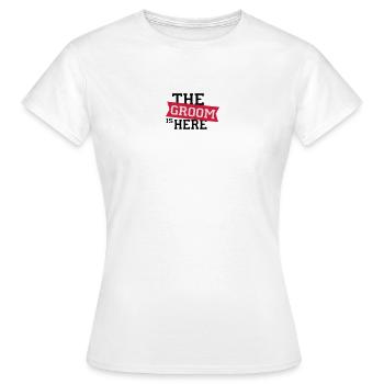 6061912 120134521 groom - T-shirt Femme - blanc - Devant - AI Model Female 172 dark (172cm)
