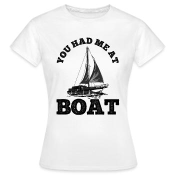 Segelboot Kapitän Spruch Zum Segeln - Frauen T-Shirt - Weiß - Vorne - AI Model Female 172 dark (172cm)