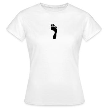 Fußabdruck - Frauen T-Shirt - Weiß - Vorne - AI Model Female 172 dark (172cm)