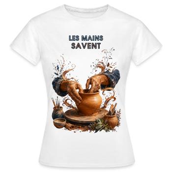 Mains du potier Argile en Fusion - T-shirt Femme - blanc - Devant - AI Model Female 172 dark (172cm)