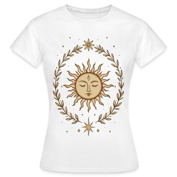 Mittsommer Sonne – Spirituelles Boho Motiv - Frauen T-Shirt - Weiß - Vorne - AI Model Female 172 dark (172cm)