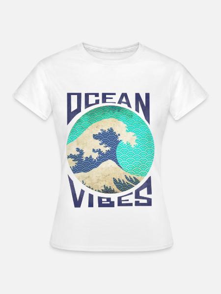Great Wave Off Kanagawa Surfing - Frauen T-Shirt - Weiß