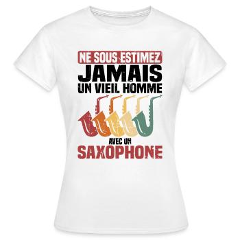 Un vieil homme avec un saxophone - T-shirt Femme - blanc - Devant - AI Model Female 172 dark (172cm)