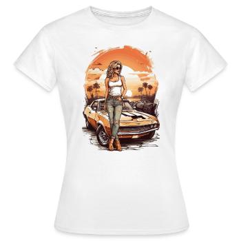 Attraktive Frau vorm Muscle Car - Frauen T-Shirt - Weiß - Vorne - AI Model Female 172 dark (172cm)