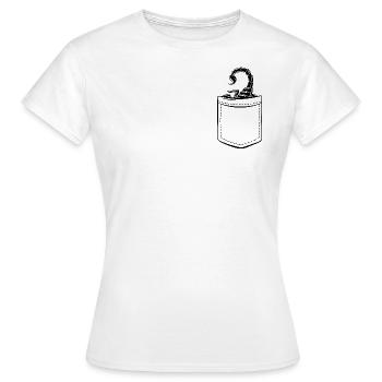 Mon Scorpion dans la poche - Poche poitrine - T-shirt Femme - blanc - Devant - AI Model Female 172 dark (172cm)
