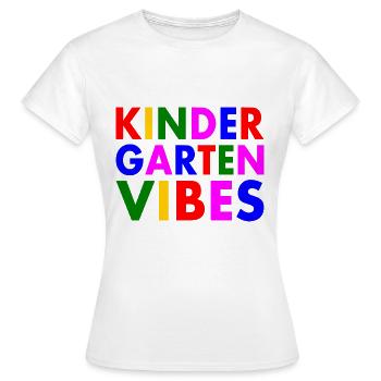 kindergarten vibes - T-shirt Femme - blanc - Devant - AI Model Female 172 dark (172cm)