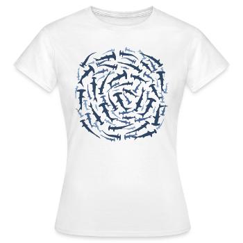 Hammerhaie Taucher - Frauen T-Shirt - Weiß - Vorne - AI Model Female 172 dark (172cm)