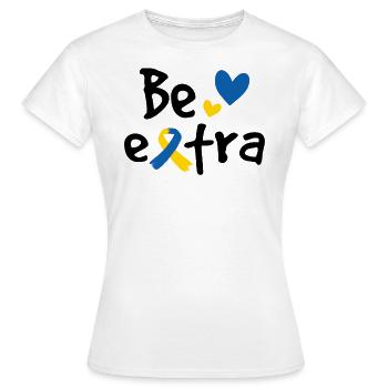 Seien Sie extra - Frauen T-Shirt - Weiß - Vorne - AI Model Female 172 dark (172cm)