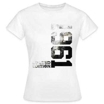 65. GEBURTSTAG 65 JAHRE LIMITED EDITION 1961 - Frauen T-Shirt - Weiß - Vorne - AI Model Female 172 dark (172cm)