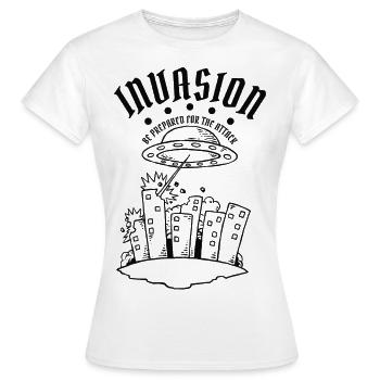 Alien invasion - Women's T-Shirt - white - Front - AI Model Female 172 dark (172cm)