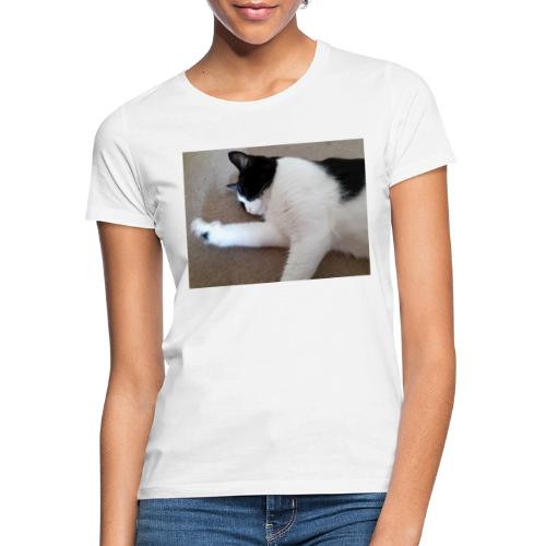 Chill like a cat! - Women's T-Shirt