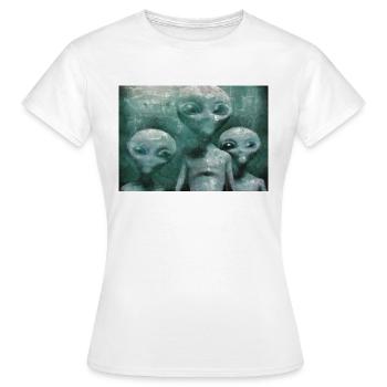 Aliens in the Mist - Women's T-Shirt - white - Front - AI Model Female 172 dark (172cm)