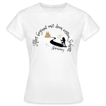 Jakobsweg - Alles beginnt mit dem ersten Schritt - Frauen T-Shirt - Weiß - Vorne - AI Model Female 172 dark (172cm)
