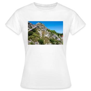 Festung Knin (Kninska tvrđava) Kroatien - Frauen T-Shirt - Weiß - Vorne - AI Model Female 172 dark (172cm)