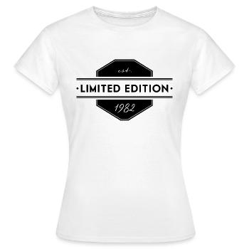 LIMITED EDITION_1982 - Frauen T-Shirt - Weiß - Vorne - AI Model Female 172 dark (172cm)