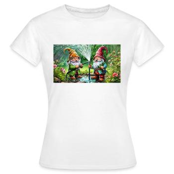 Mignons petits gnomes Vie quotidienne – bataille d’eau - T-shirt Femme - blanc - Devant - AI Model Female 172 dark (172cm)