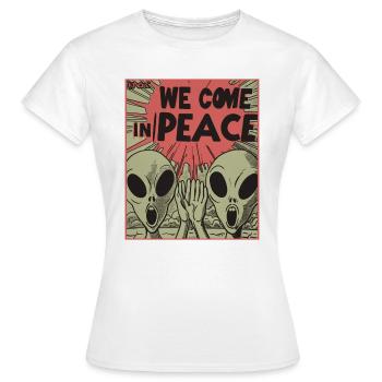 Vintage Alien Invasion in Peace - Women's T-Shirt - white - Front - AI Model Female 172 dark (172cm)