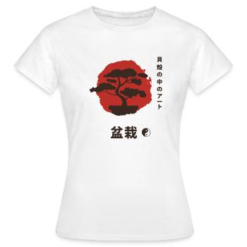 Bonsai arbre Yin et Yang symbole Japon méditation - T-shirt Femme - blanc - Devant - AI Model Female 172 dark (172cm)
