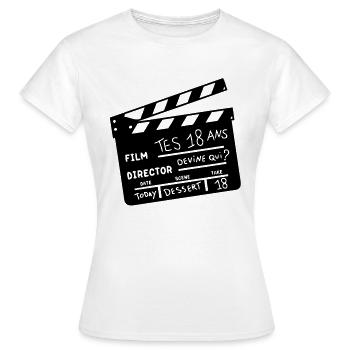 18 Kino klatschen - Frauen T-Shirt - Weiß - Vorne - AI Model Female 172 dark (172cm)