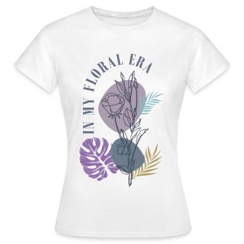 In My Floral Era – Boho Blumen Statement - Frauen T-Shirt - Weiß - Vorne - AI Model Female 172 dark (172cm)