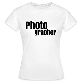 Photographer - Frauen T-Shirt - Weiß - Vorne - AI Model Female 172 dark (172cm)