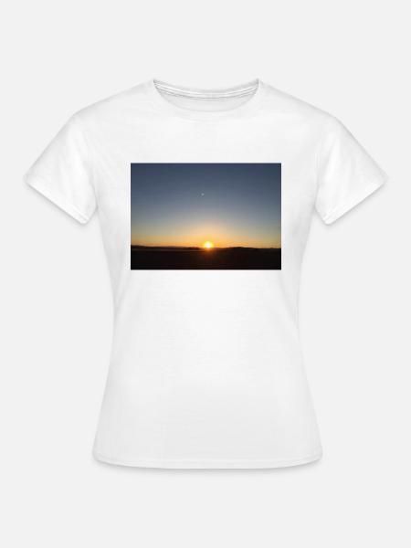 Sonnenaufgang - Frauen T-Shirt - Weiß