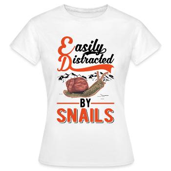 Schnecke Geschenk Weinbergschnecke - Frauen T-Shirt - Weiß - Vorne - AI Model Female 172 dark (172cm)